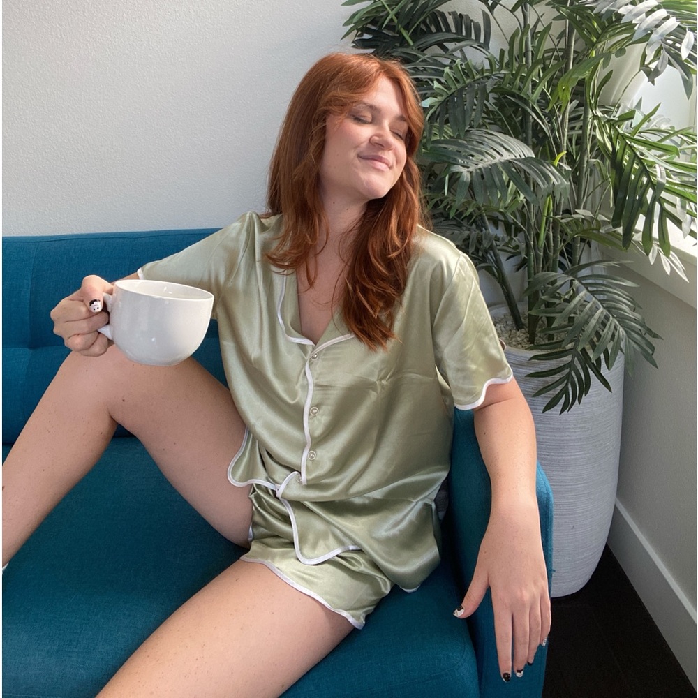 Satin pajama shorts set button up top with detailing size small NEW